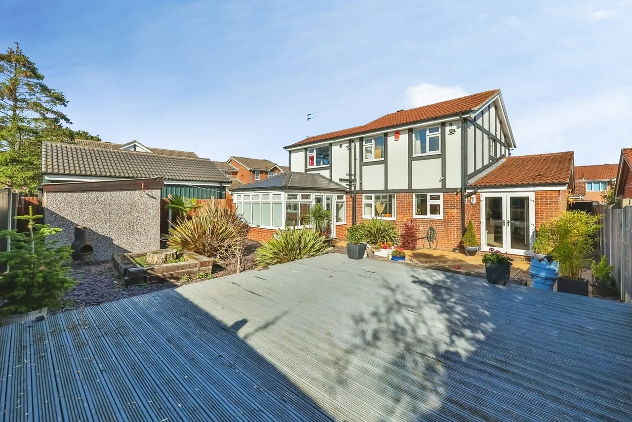 Whyston Court, Hucknall, NG15, photo 23