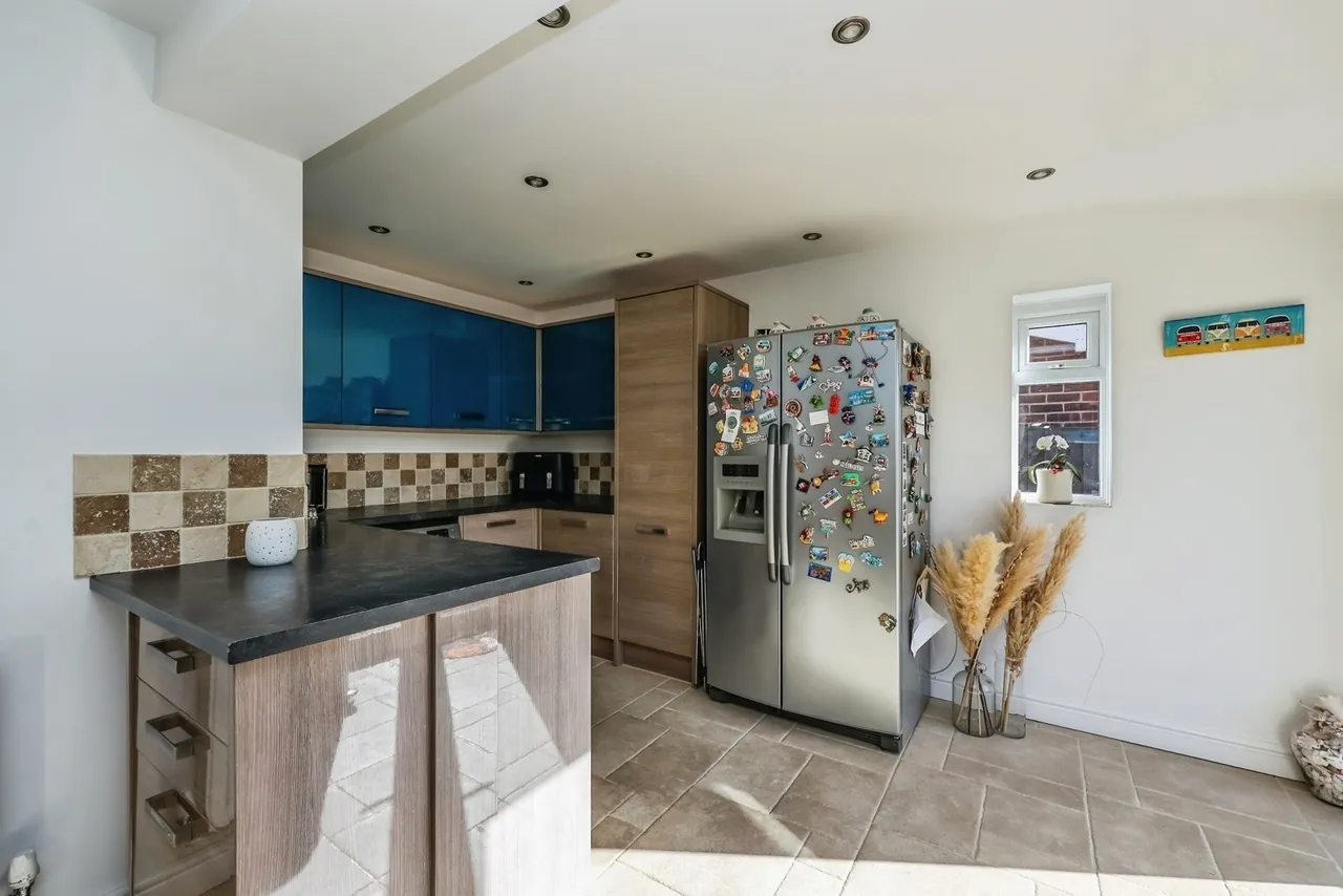 Whyston Court, Hucknall, NG15, photo 11