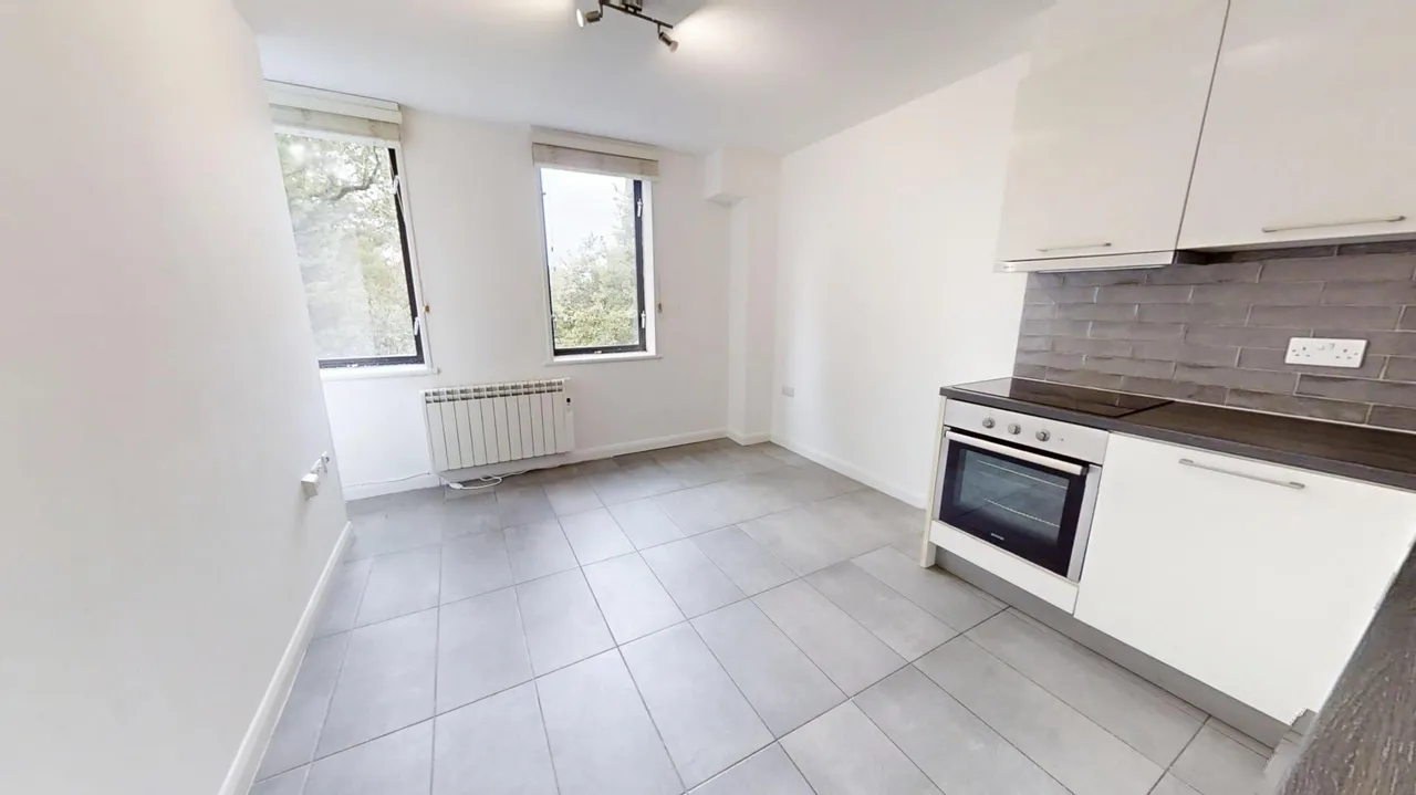 South Road, Haywards Heath, RH16, photo 2