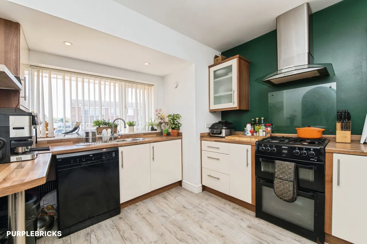 York Crescent, Honiton, EX14, photo 5