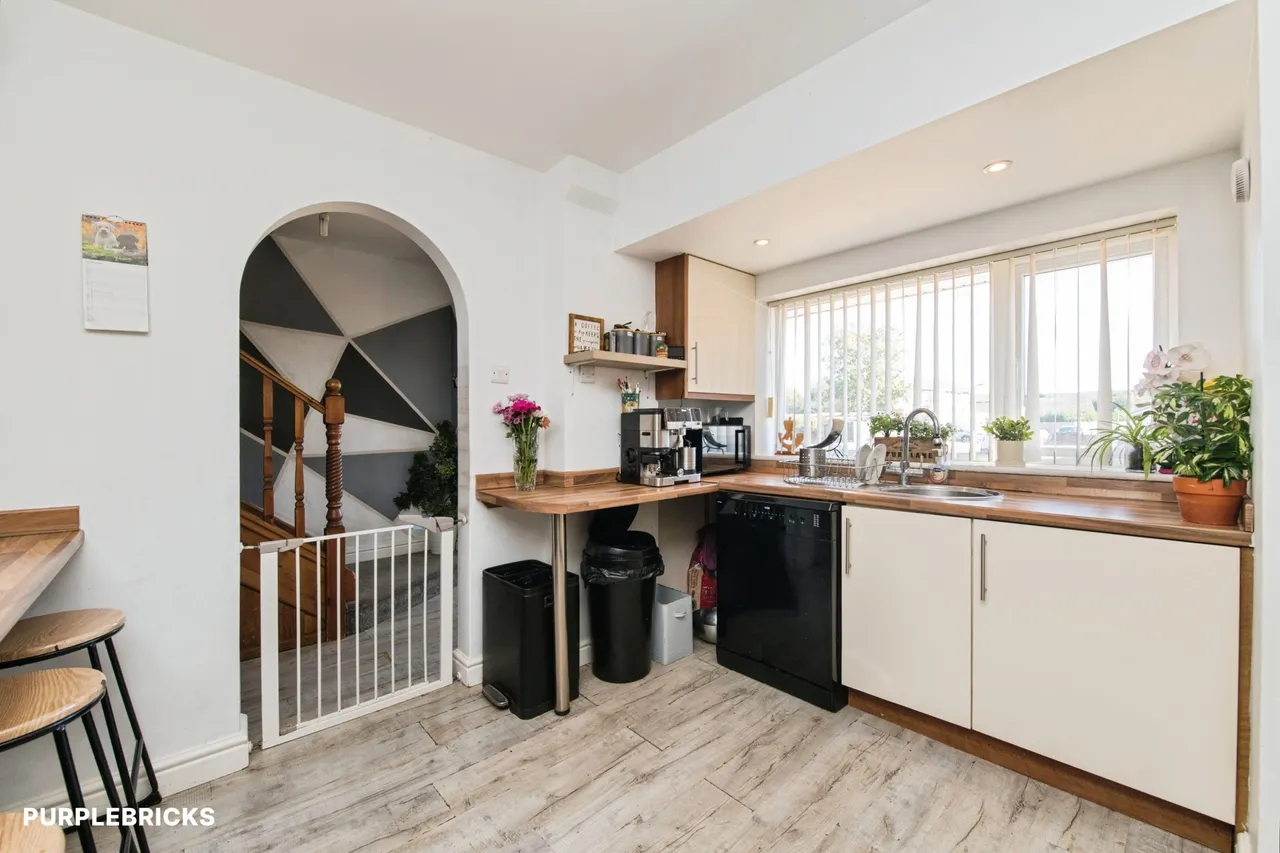 York Crescent, Honiton, EX14, photo 8