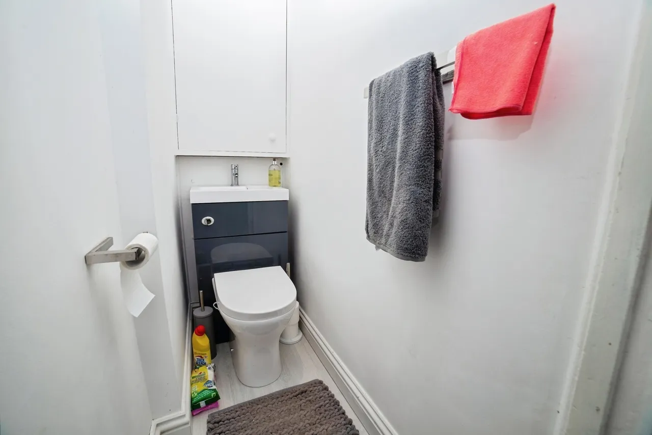 Priestsic Road, Sutton-in-Ashfield, Nottinghamshire, NG17, photo 10