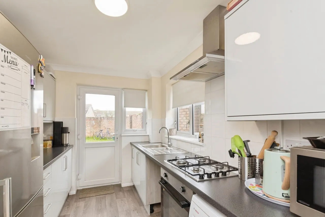 Farmleigh Avenue, Clacton-on-Sea, Essex, CO15, photo 4