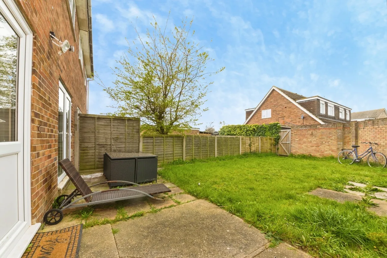 Farmleigh Avenue, Clacton-on-Sea, Essex, CO15, photo 6