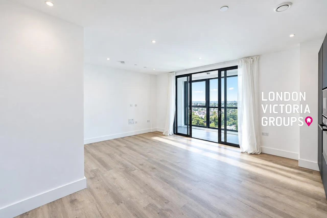 2 bed flat to rent, Station Road, Croydon