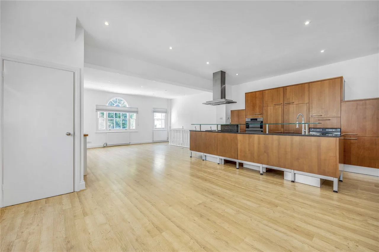 3 bed flat to rent — Kempson Road, Fulham, London, SW6