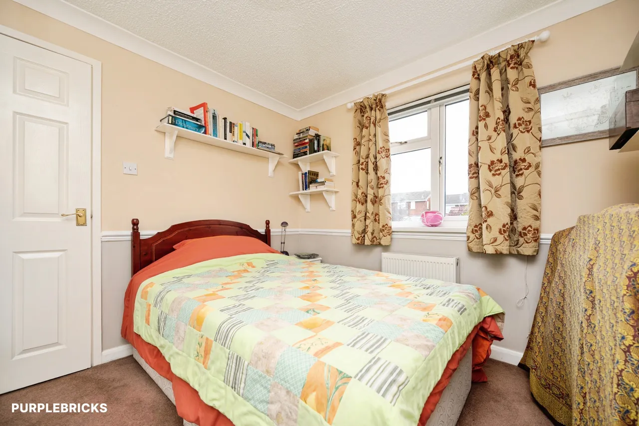 Rowley Hall Avenue, Rowley Regis, B65, photo 11