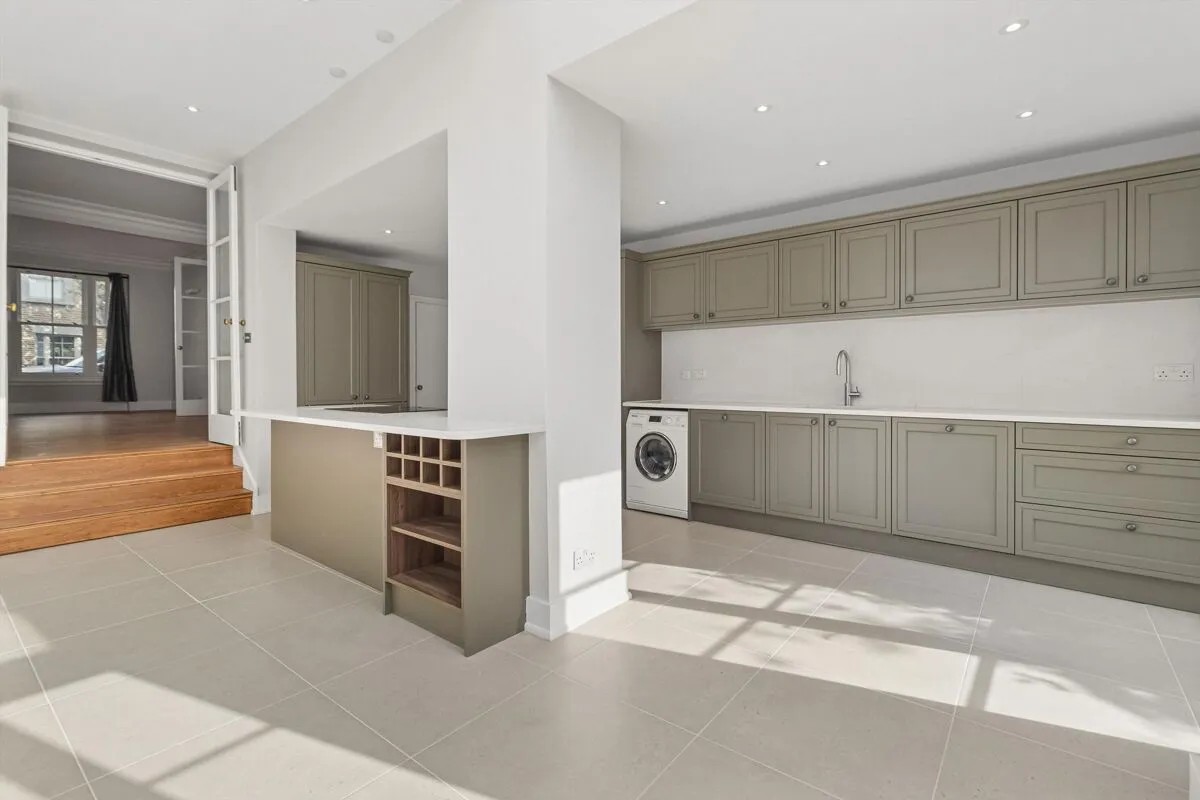 5 bed house to rent, Rumbold Road, Fulham, SW6
