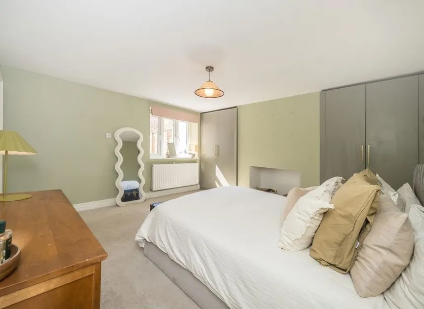 Palace Road, Brixton, SW2, photo 8