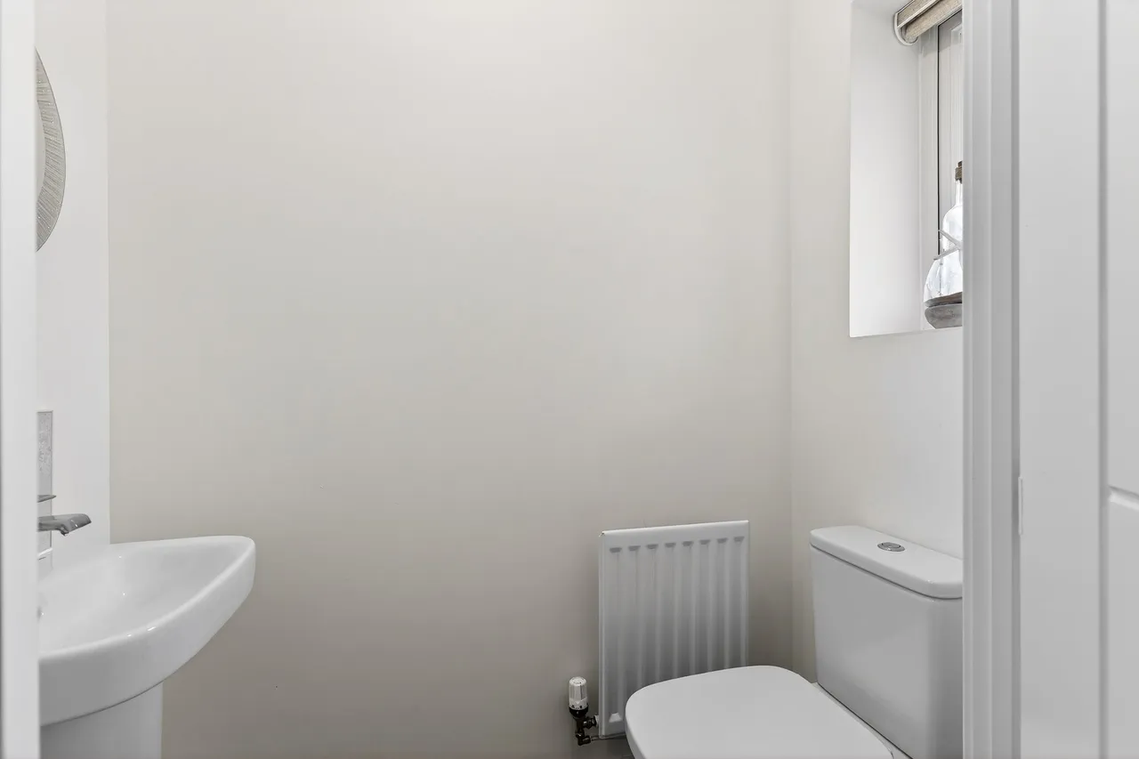 Pasteur Avenue, Faygate, RH12, photo 10