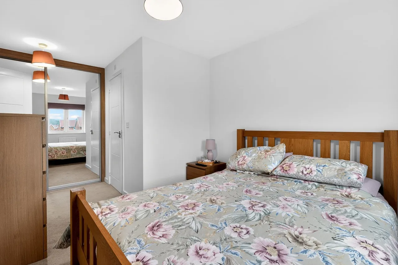 Pasteur Avenue, Faygate, RH12, photo 13