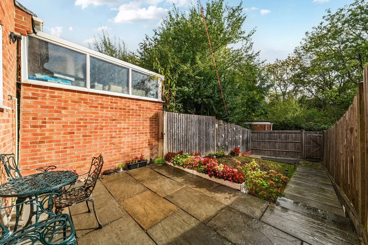 2 bed house for sale, Holly Drive, Waterlooville, PO7
