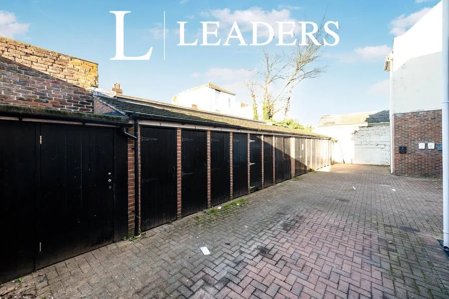 Claremont Road, Portsmouth, PO1, photo 18