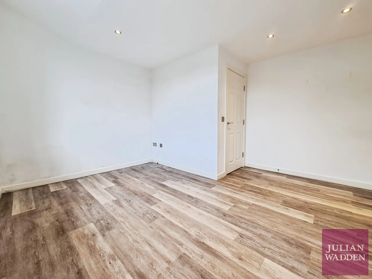 Delta House, Padden Brook, SK6, photo 6