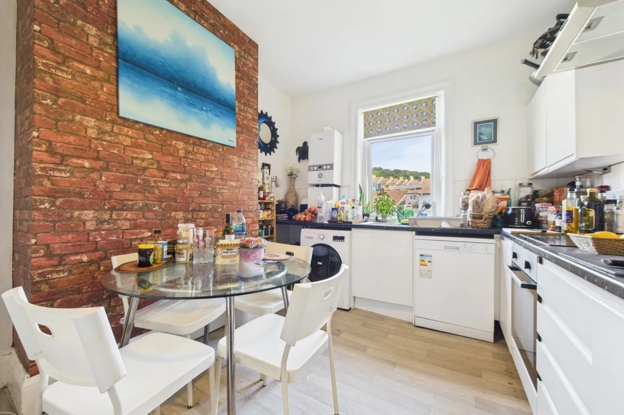 Foord Road South, Folkestone, photo 11