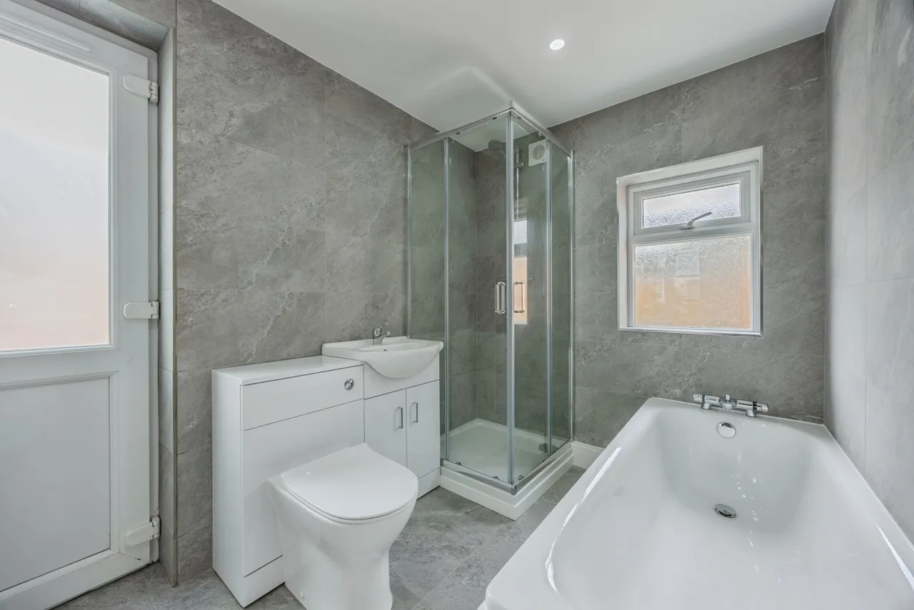 Lower Road, Kenley, Surrey, CR8, photo 5