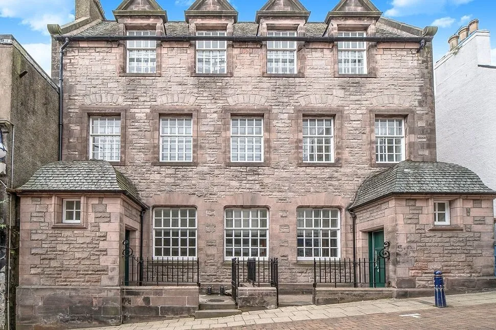 2 bed flat to rent, Guildhall Street, Dunfermline, KY12