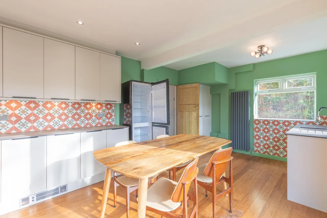 Gledhow Park Avenue, Chapel Allerton, LS7, photo 4
