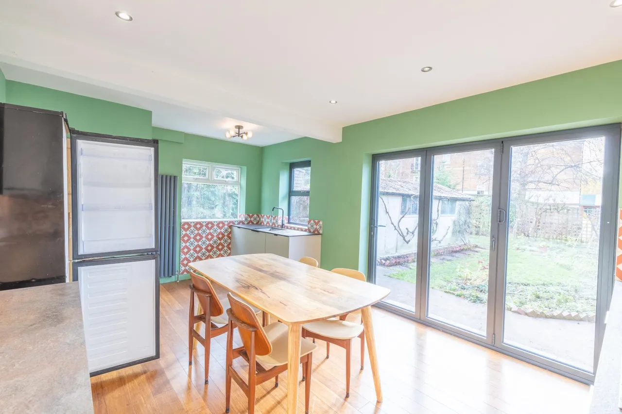 Gledhow Park Avenue, Chapel Allerton, LS7, photo 5