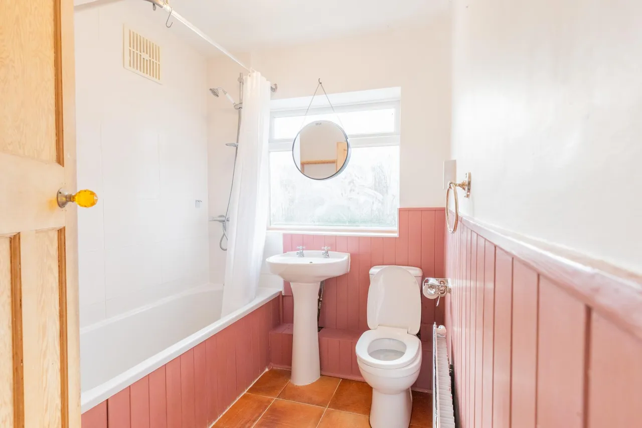 Gledhow Park Avenue, Chapel Allerton, LS7, photo 11