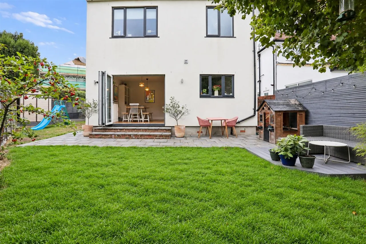 Kings Lane, Sutton, SM1, photo 17