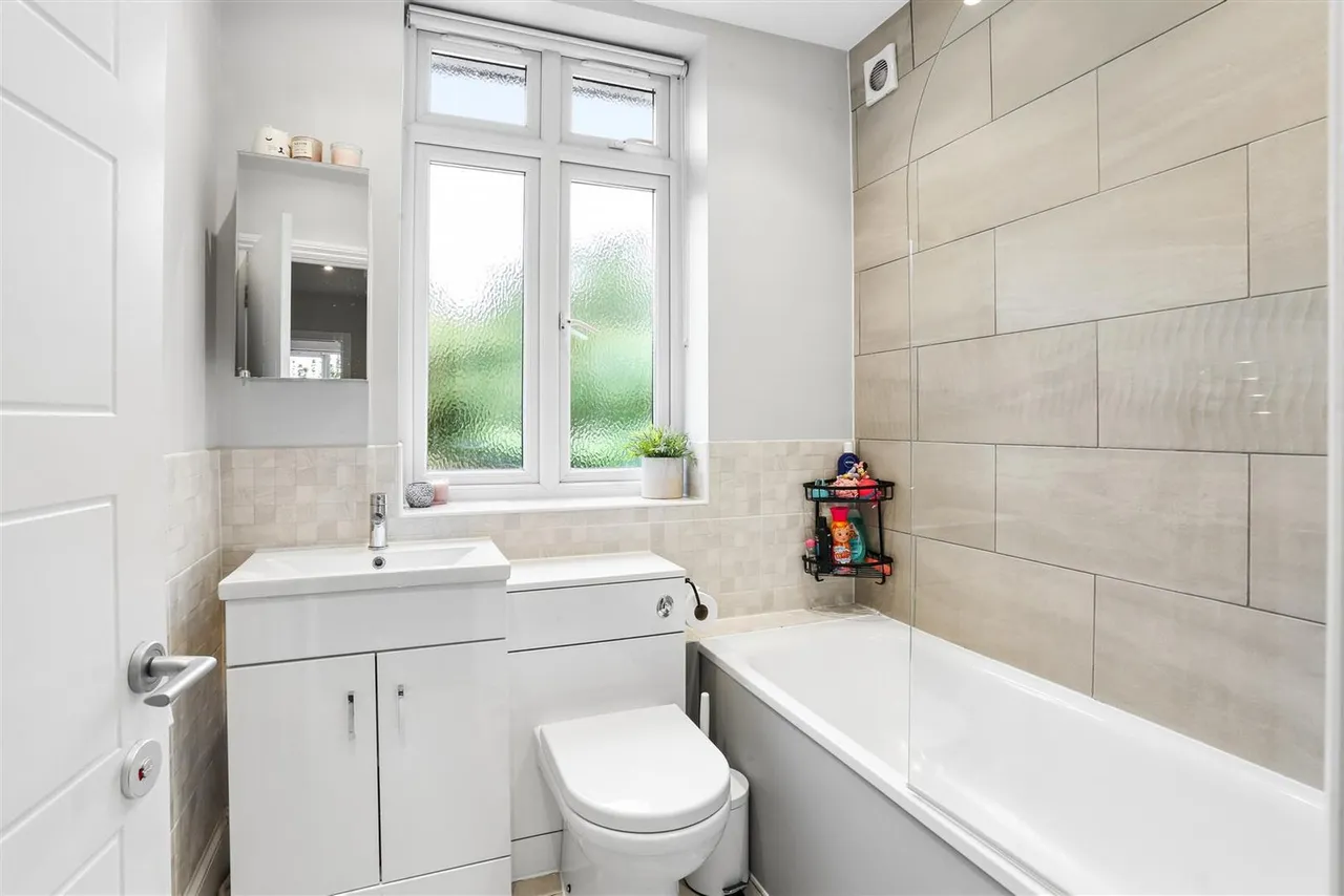 Kings Lane, Sutton, SM1, photo 28