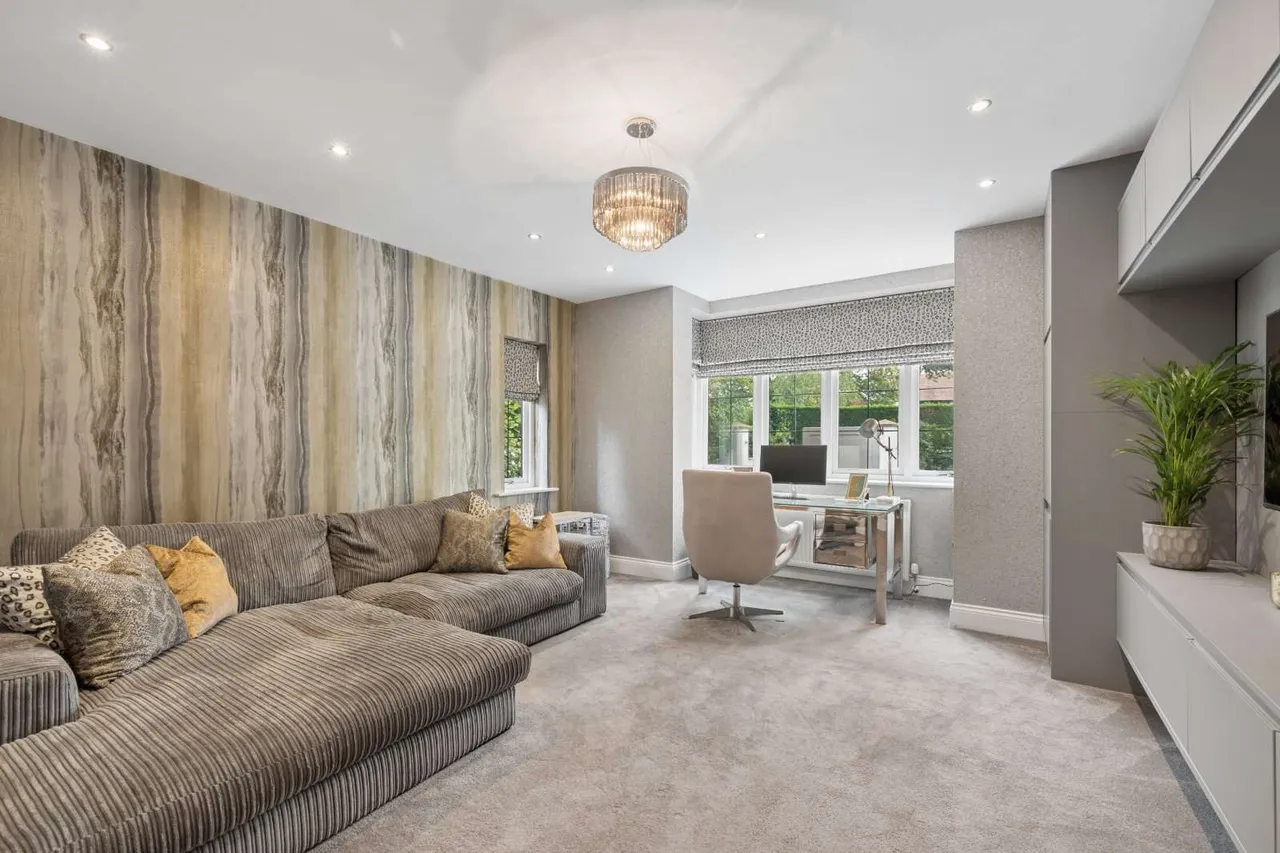 Adlington Road, Wilmslow, SK9, photo 10