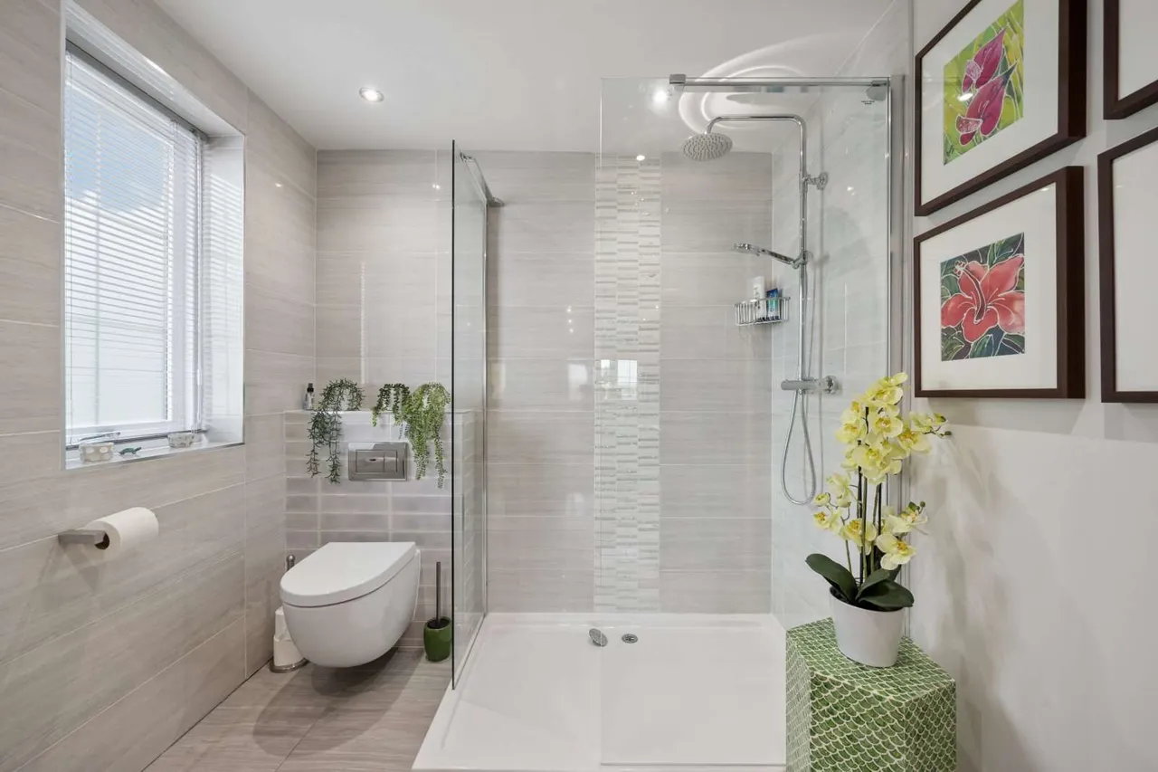 Adlington Road, Wilmslow, SK9, photo 21