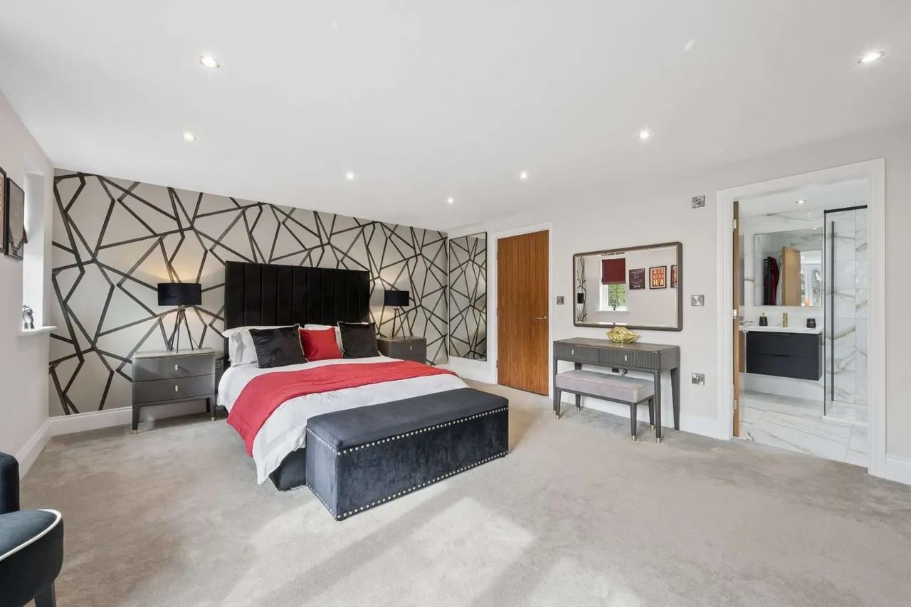 Adlington Road, Wilmslow, SK9, photo 14