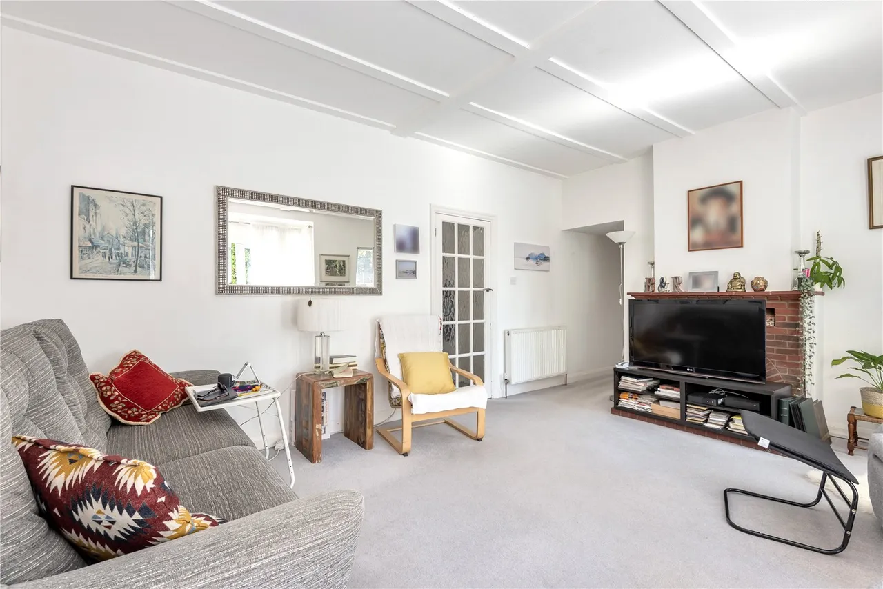 Gloucester Road, Hampton, TW12 2UH, photo 6