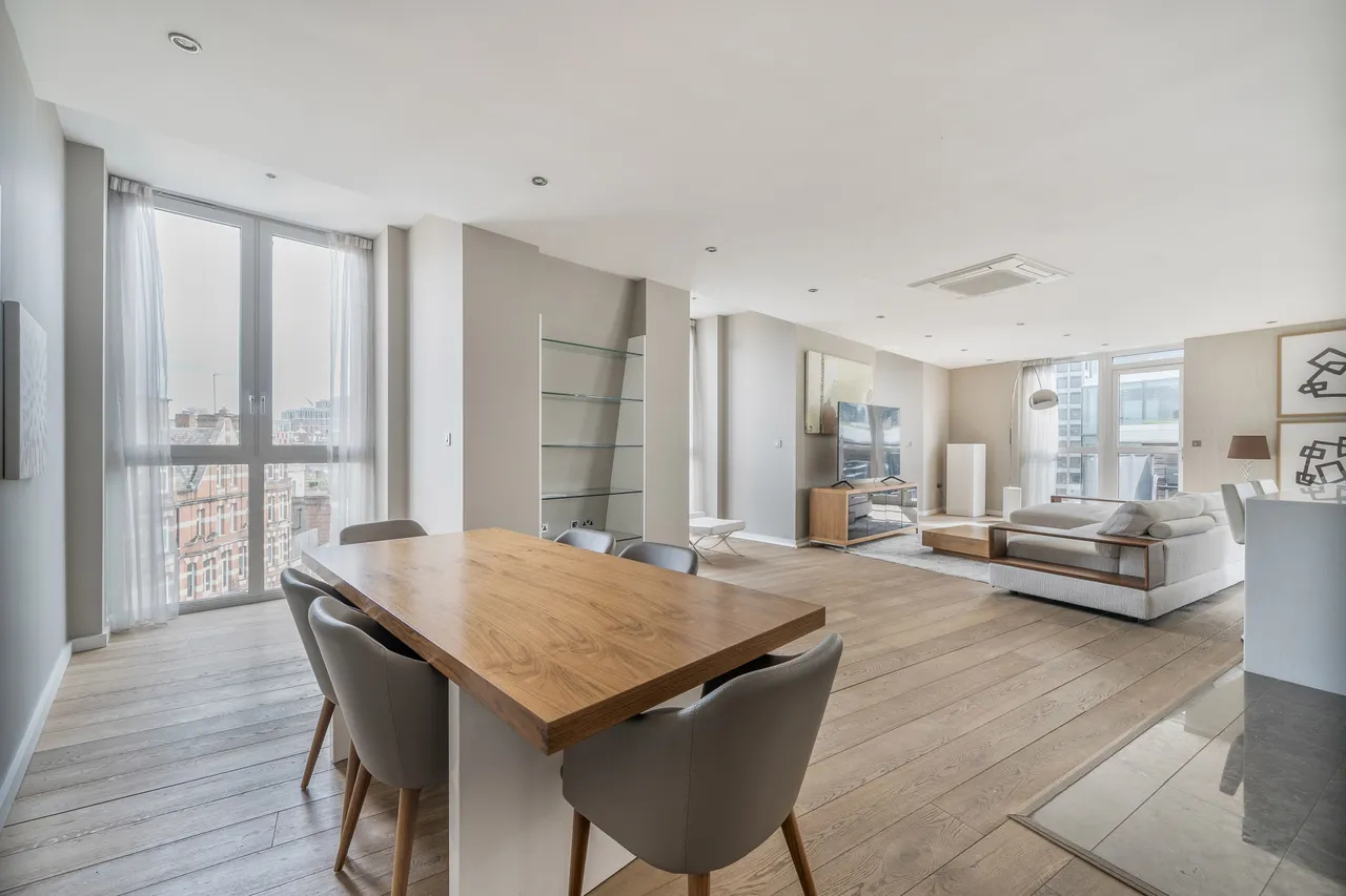 Apartment 702, 1 Palace Street, London, photo 4