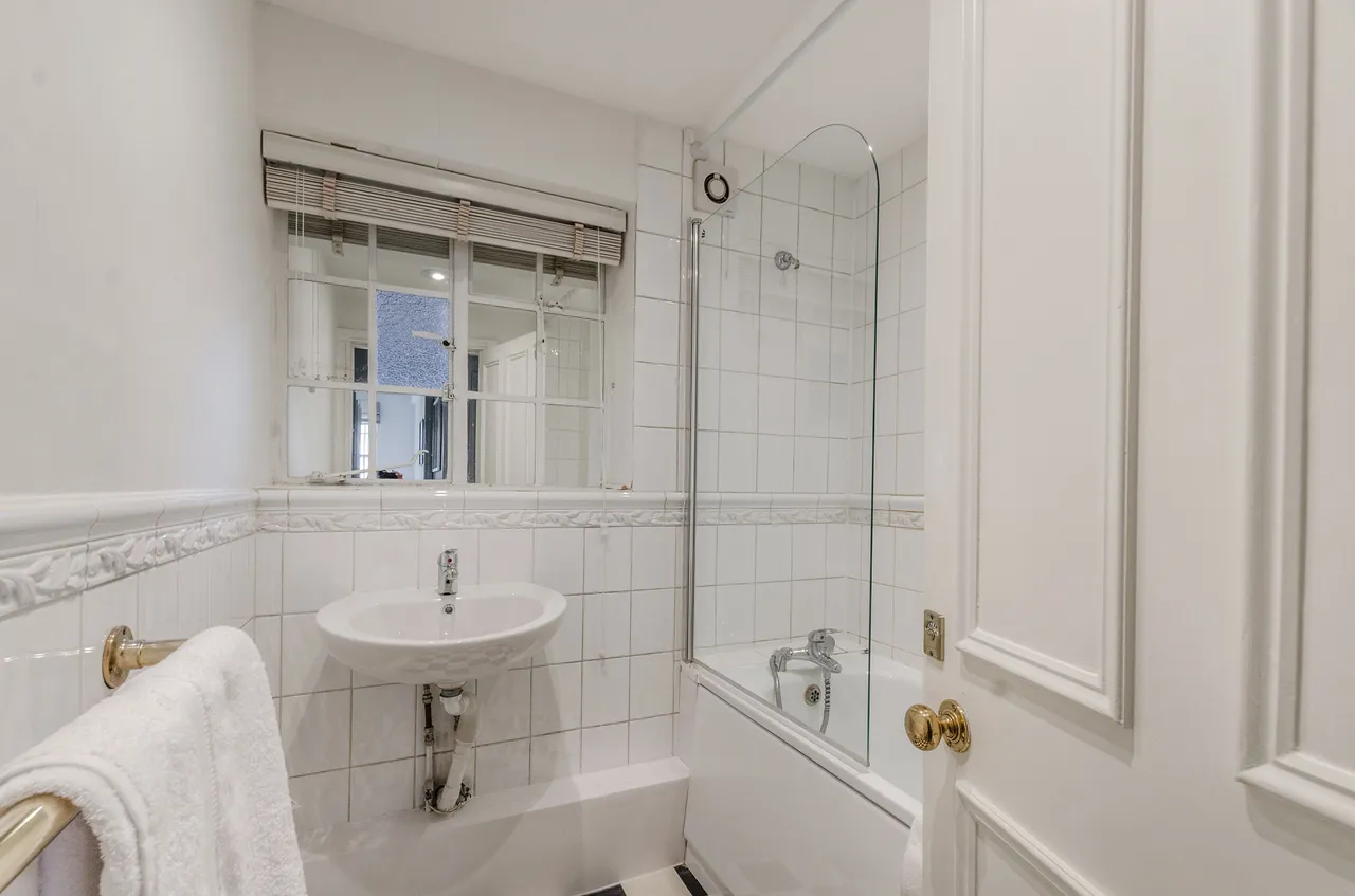 27 Pelham Court, 145 Fulham Road, London, photo 6