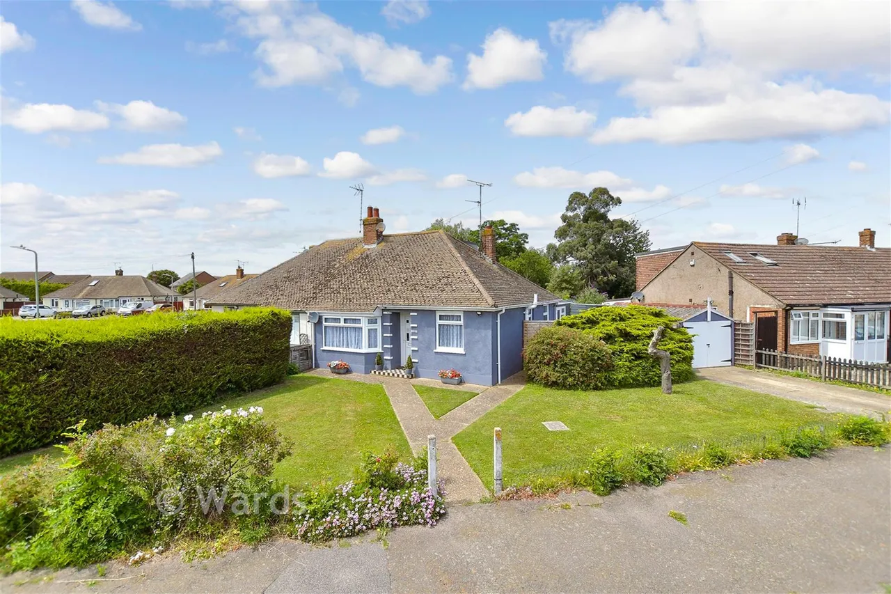 3 bed house for sale, Poplar Drive, Herne Bay, CT6
