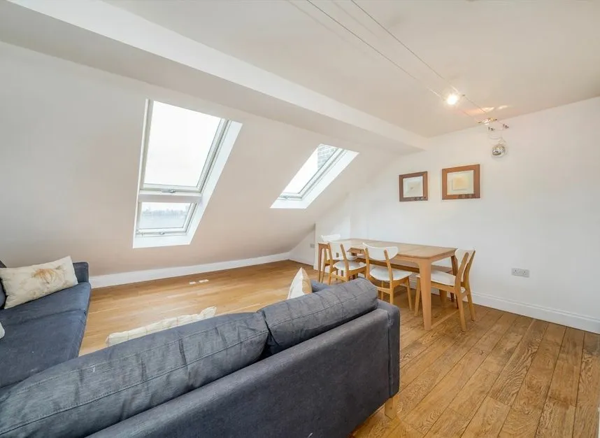 Burnfoot Avenue, Fulham, SW6, photo 2