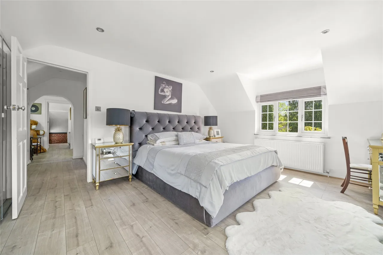 Brooklands Road, Weybridge, Surrey, KT13, photo 12