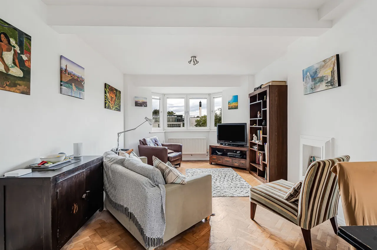 Upper Richmond Road, London, SW15, photo 2