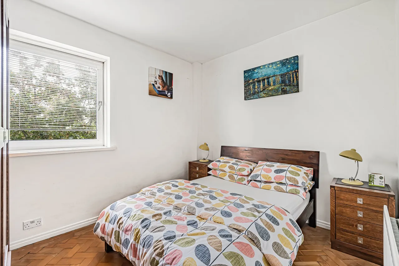 Upper Richmond Road, London, SW15, photo 5