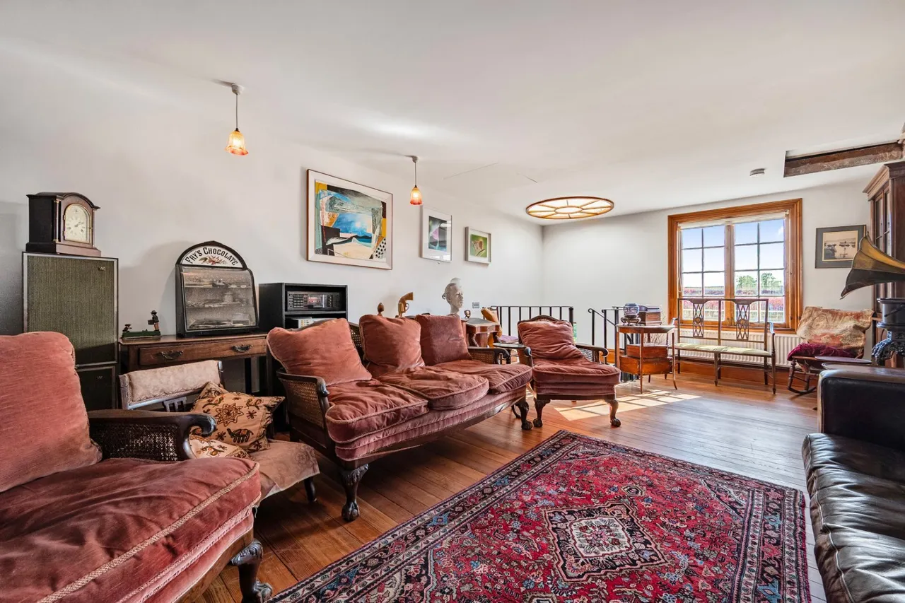 Leighton Road, London, NW5, photo 9