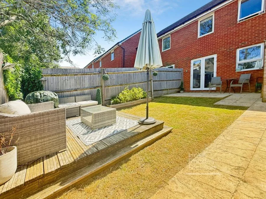 Cromwell Avenue, East Cowes, PO32, photo 2