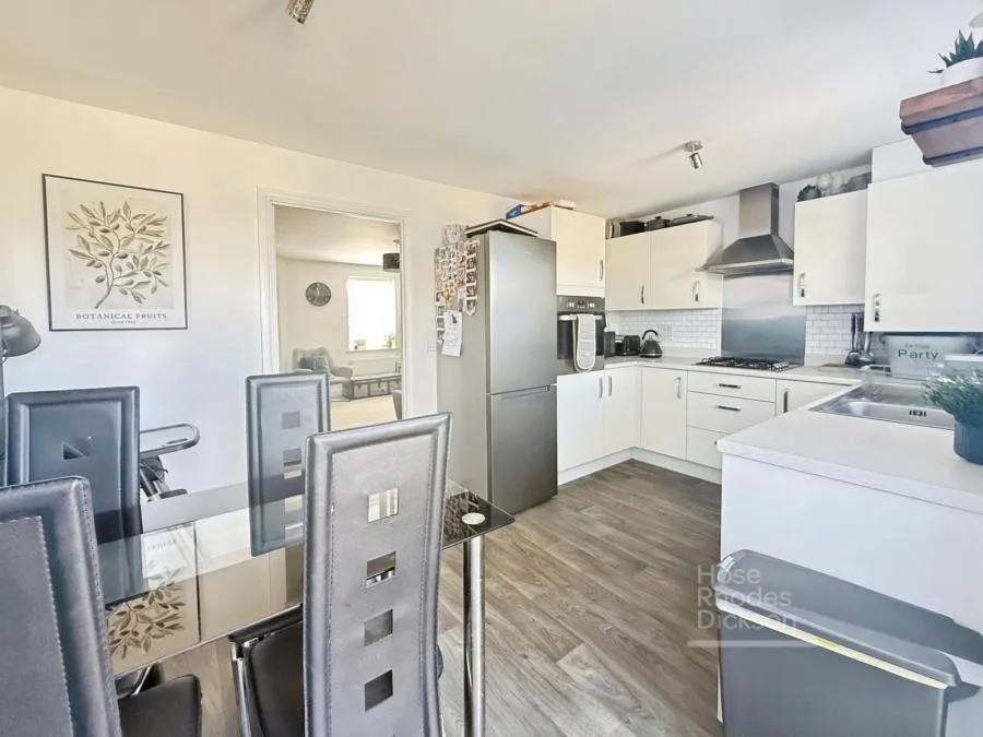 Cromwell Avenue, East Cowes, PO32, photo 4