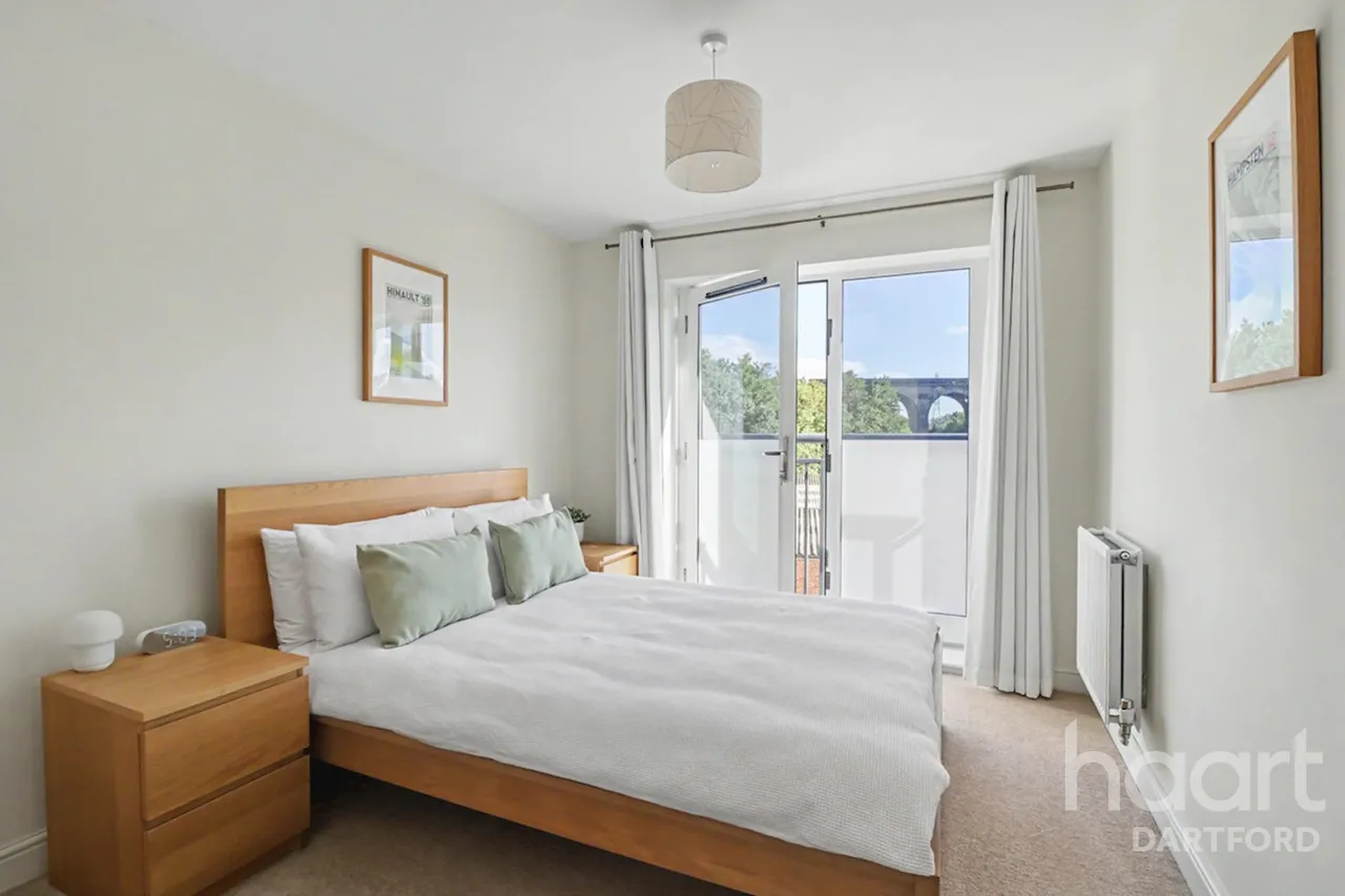 Esparto Way, Dartford, DA4, photo 3