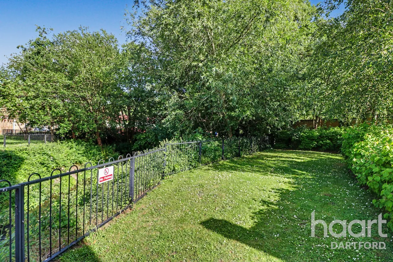 Esparto Way, Dartford, DA4, photo 11