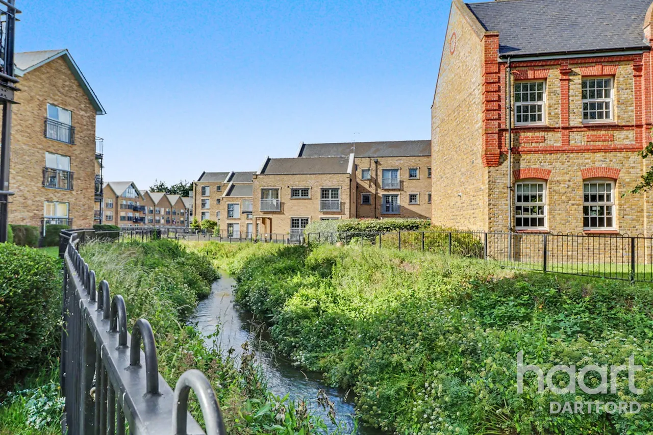 Esparto Way, Dartford, DA4, photo 4