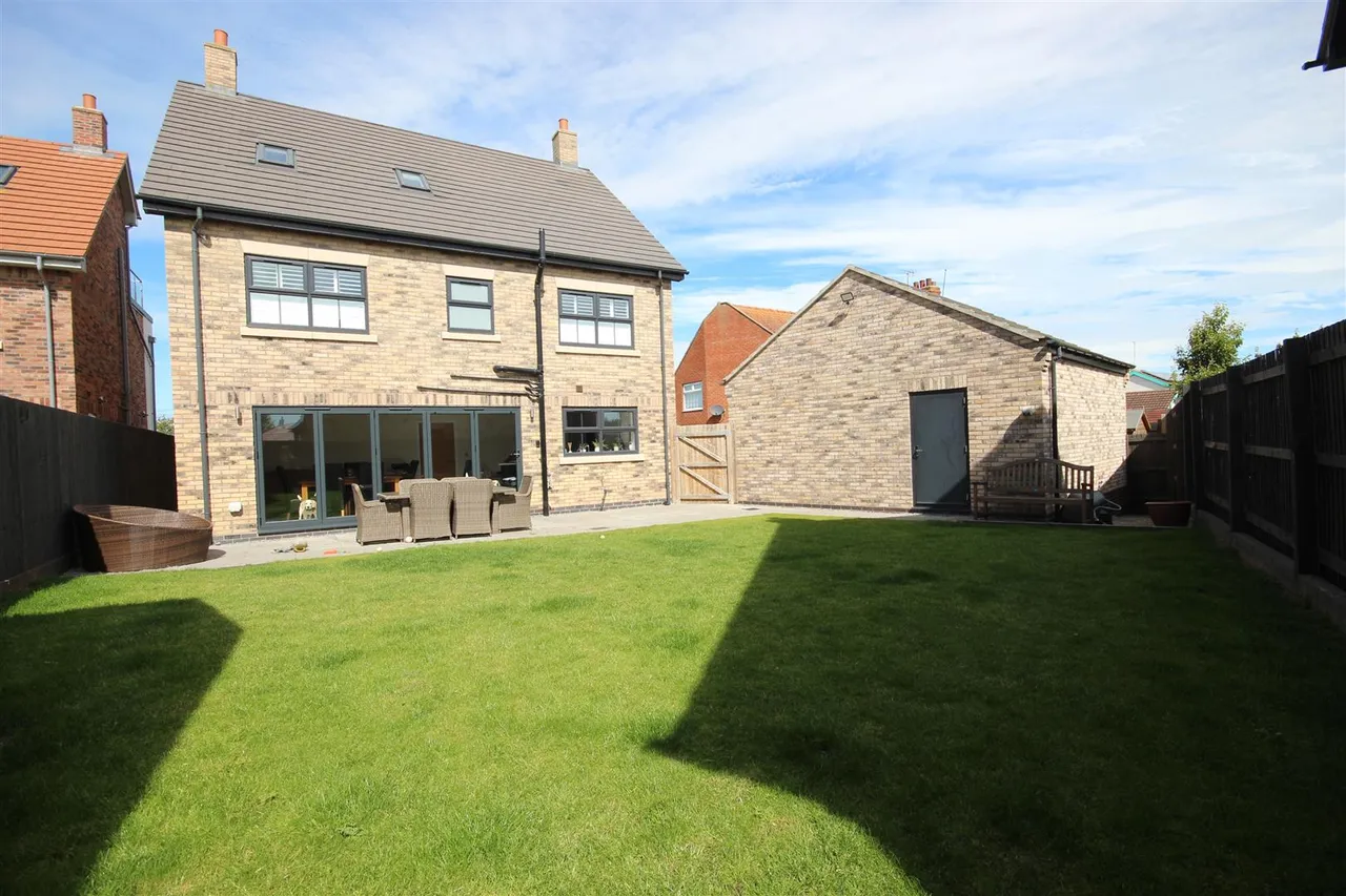 Eyre Grove, Hull Road, Hornsea, photo 4