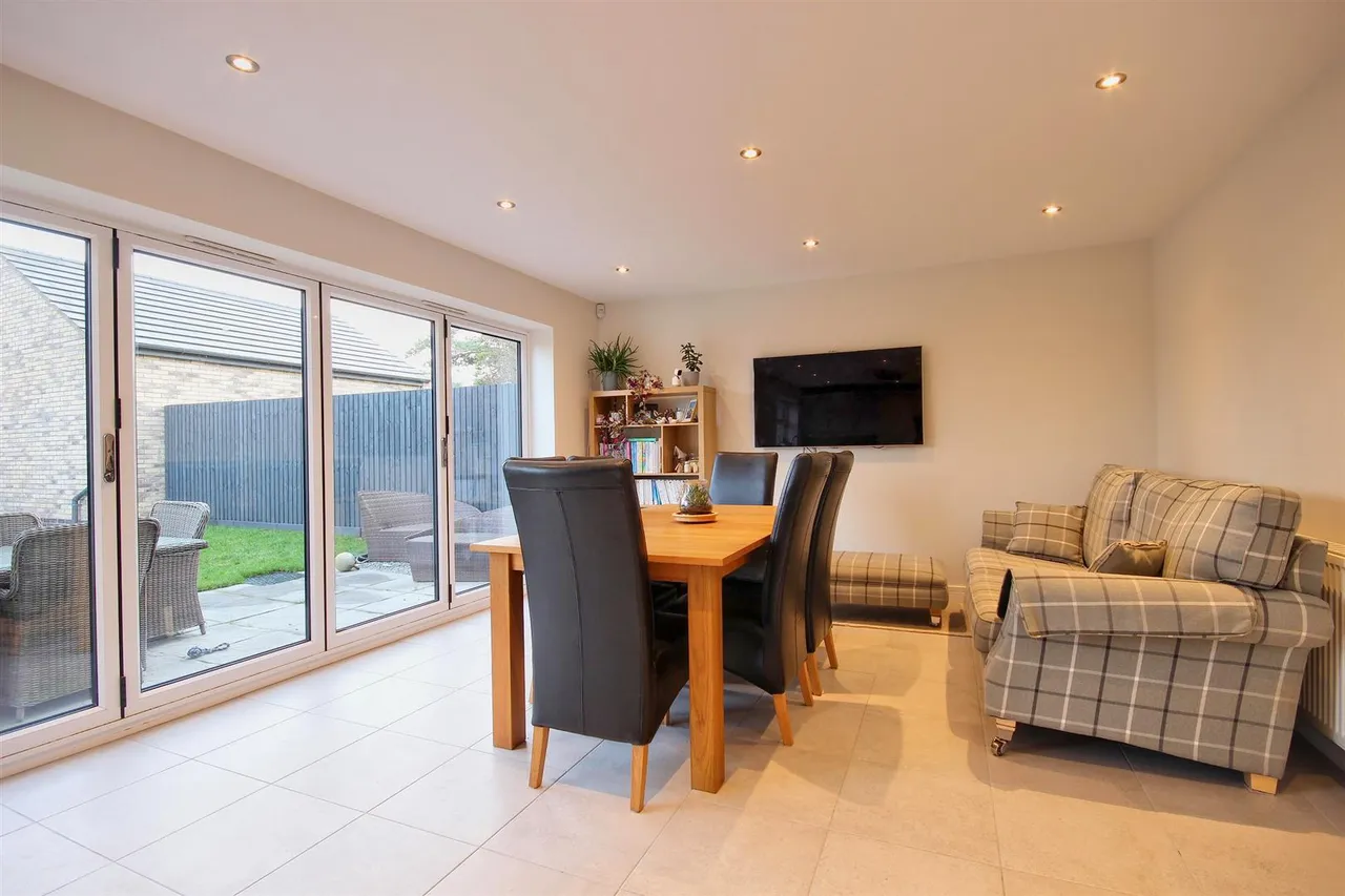 Eyre Grove, Hull Road, Hornsea, photo 18