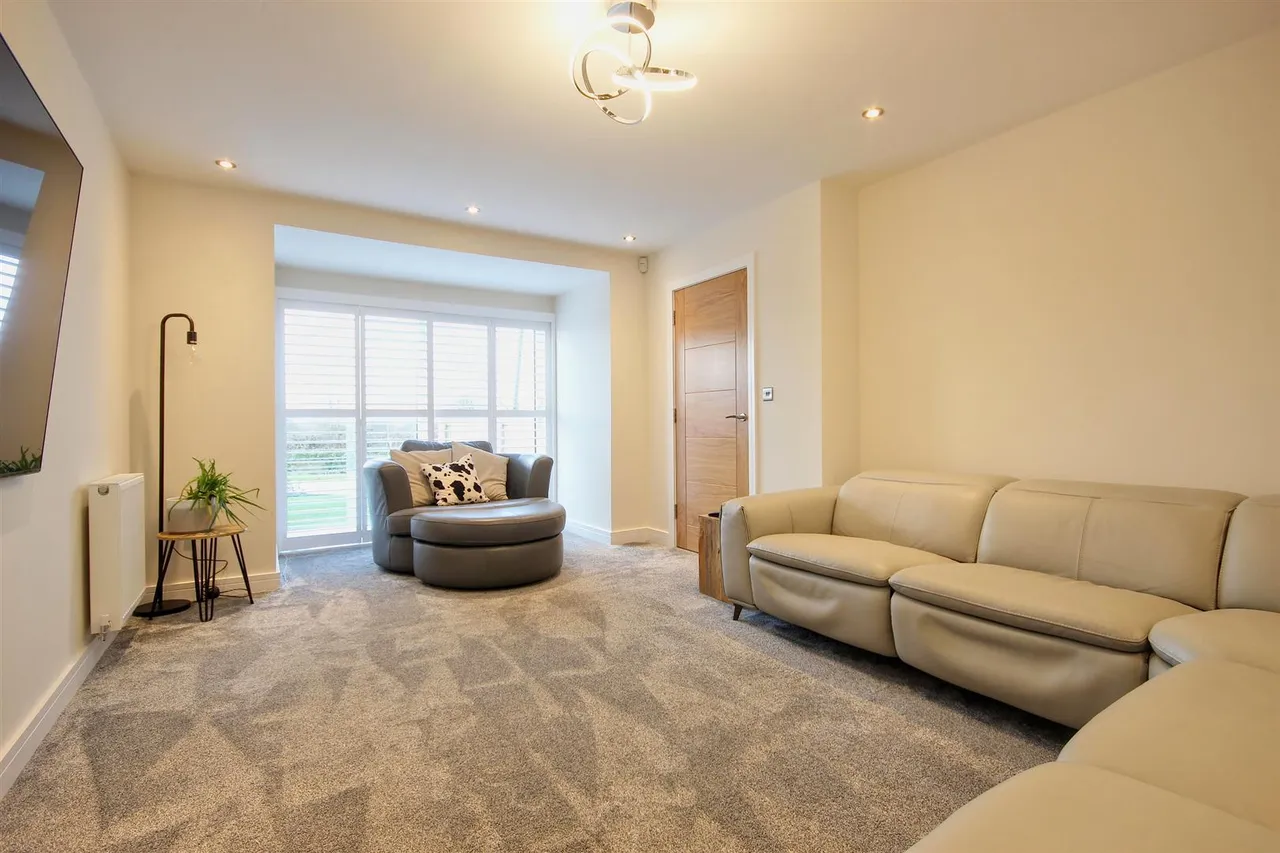 Eyre Grove, Hull Road, Hornsea, photo 5