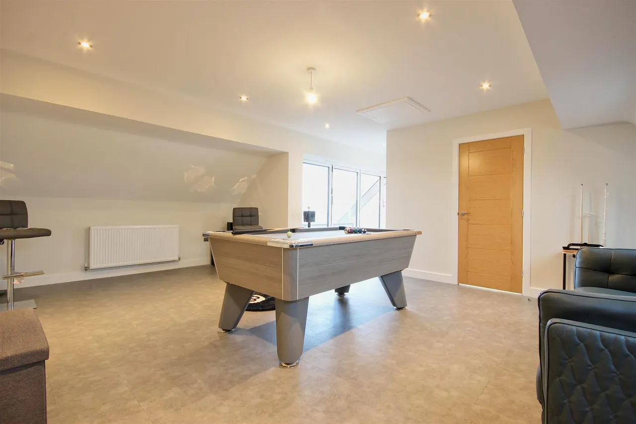 Eyre Grove, Hull Road, Hornsea, photo 15