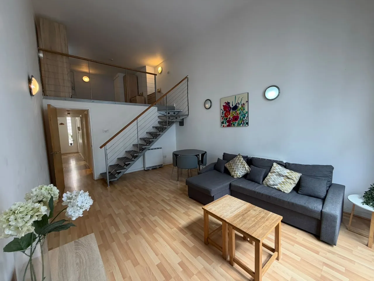 2 bed flat to rent, Henry Street, L1