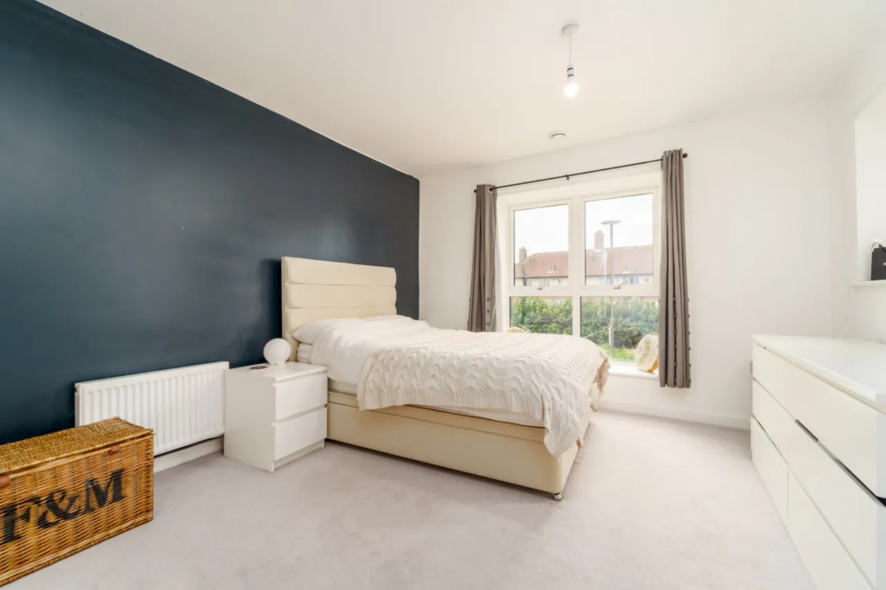 Pitcher Lane, Ashford, TW15, photo 9