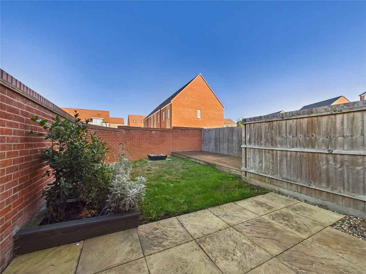 Martin Hunt Drive, Stanway, CO3, photo 2